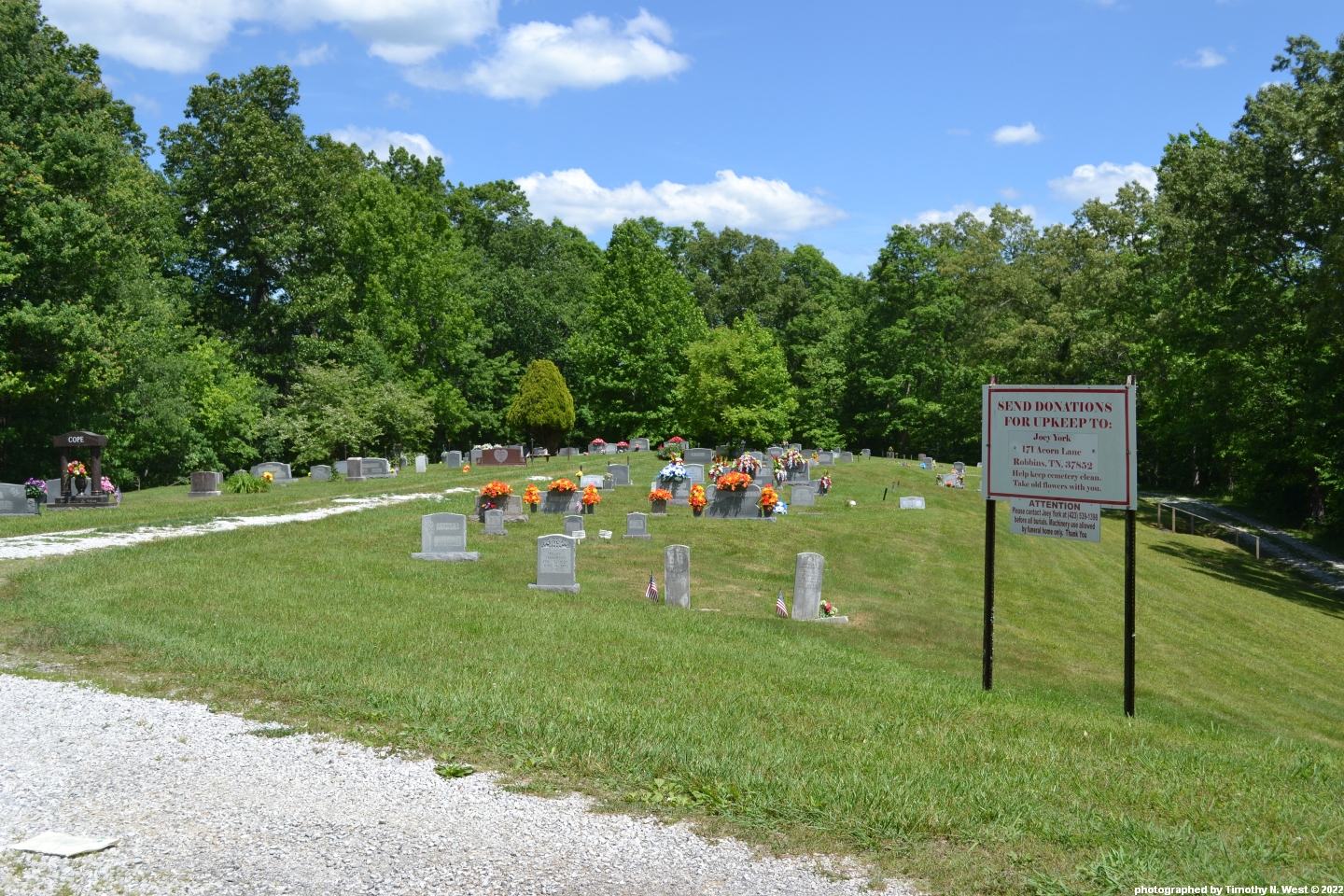 Scott Co, TN Brickyard Cemetery at Robbins