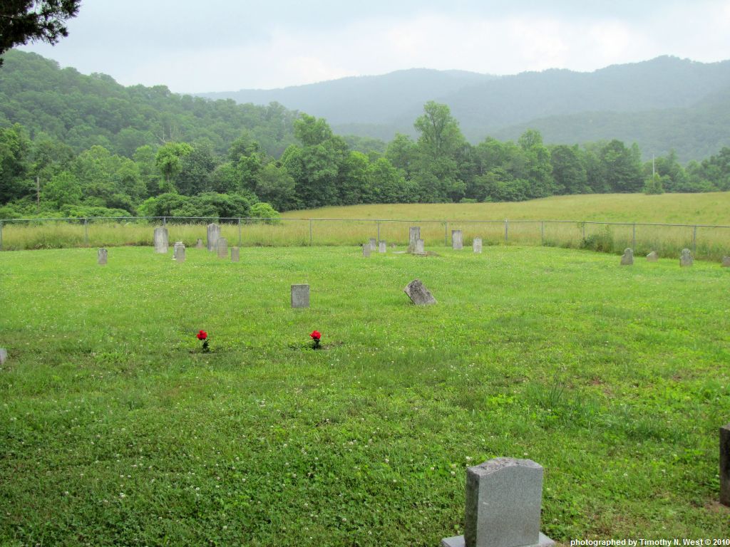 Scott Co, TN (1) Chambers Cemetery at Buffalo Creek