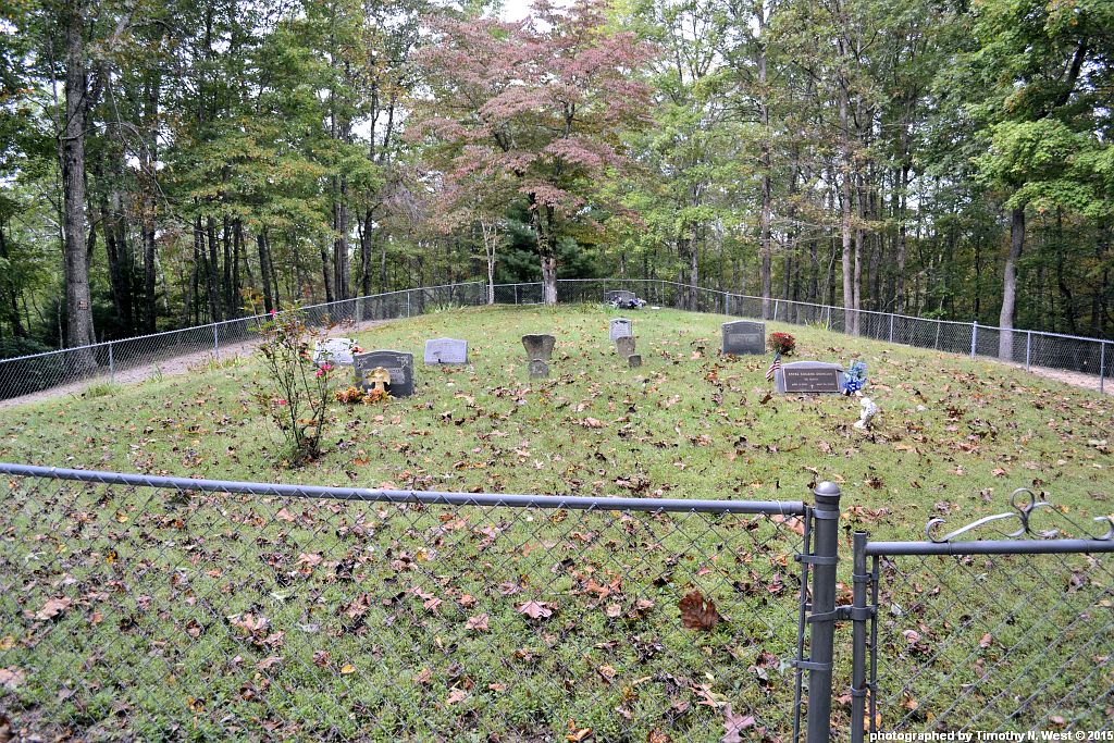 Scott Co, TN Euel Duncan Cemetery at Bull Creek
