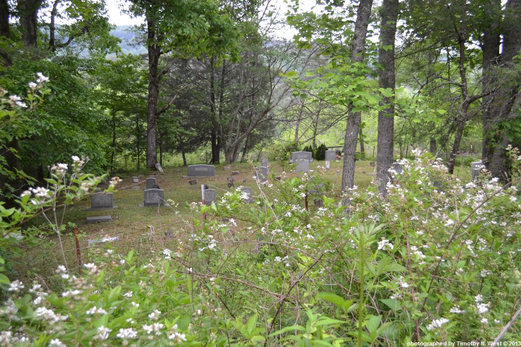 Scott Co, TN West Cemetery at Paint Rock
